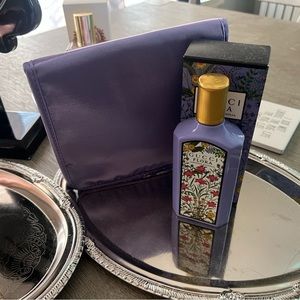 Gucci Fragrance and clutch